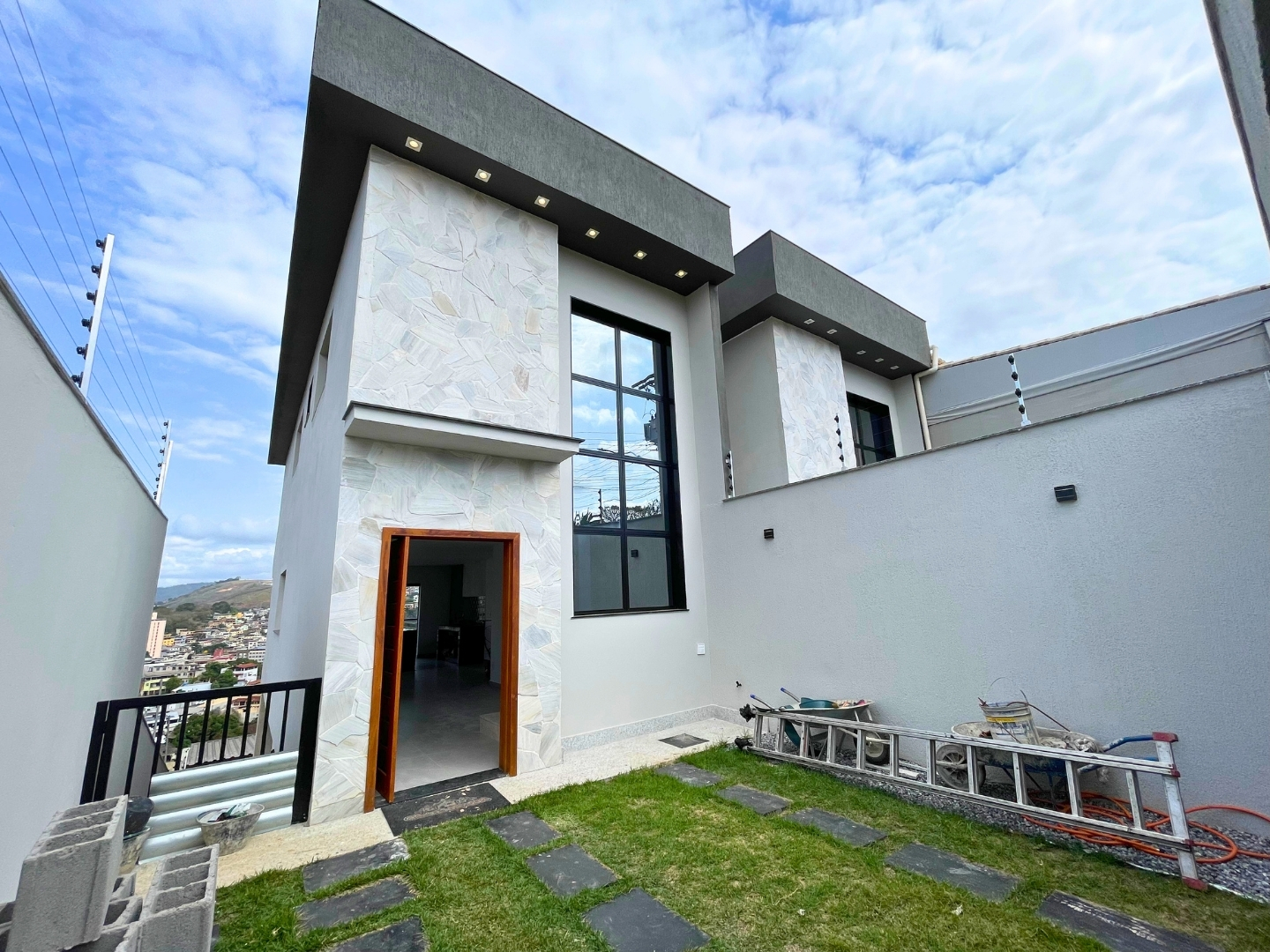 Casa Duplex de Alto Padrão | Abelardo Machado
