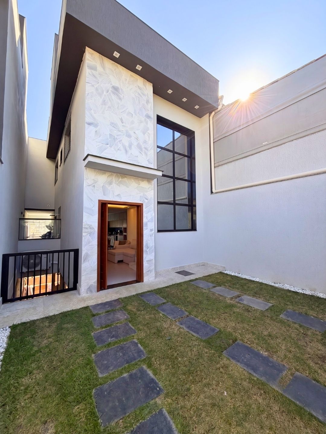 Casa Duplex Semi Mobiliada | Abelardo Ferreira Machado