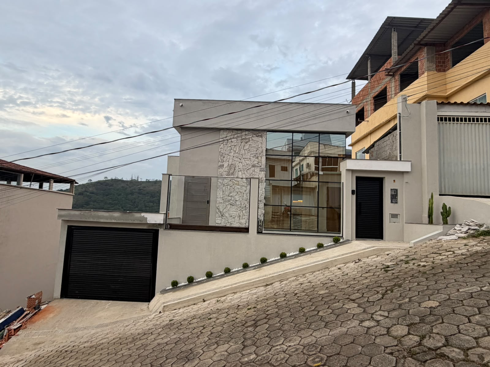Casa Linear de Alto Padrão no Jardim Itapemirim