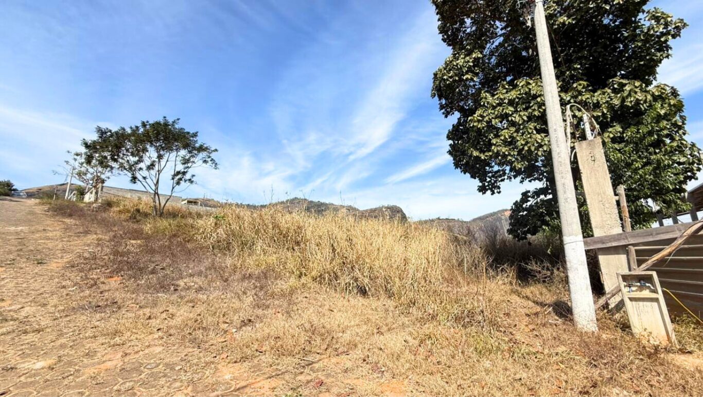 Terreno no Jardim Itapemirim