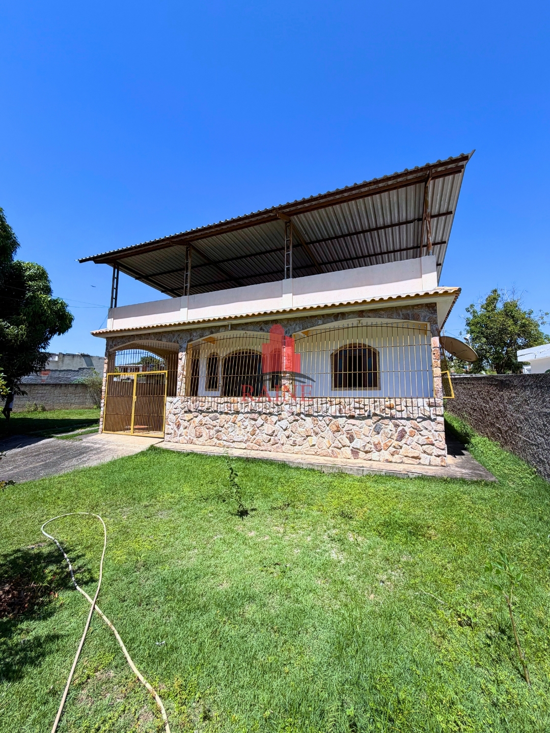 Casa Ampla com Terraço em Presidente Kennedy | Santo Eduardo